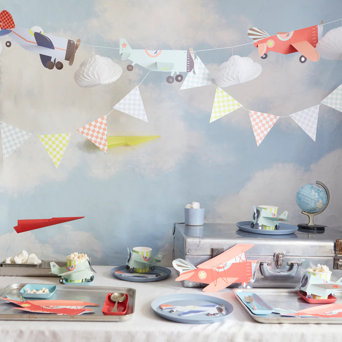 Meri Meri Plane Plates (x8)