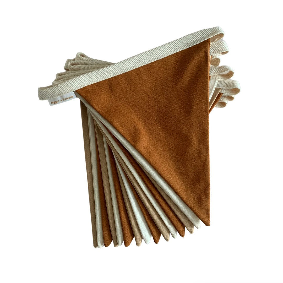 Carmilla Party Garland - Caramel